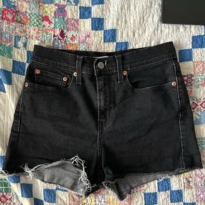 Black levis high rise shorts